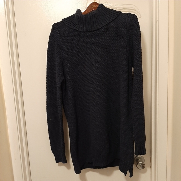 Ladies clothing - Picture 4 of 9